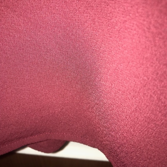 Women's Express Burgundy Short Sleeve Modest Dress - Picture 3 of 13